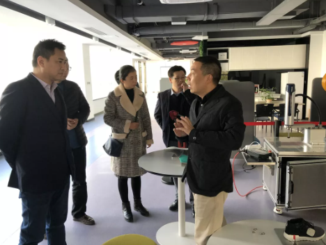 產(chǎn)業(yè)發(fā)展，人才先行——河海大學(xué)機電工程學(xué)院副院長樓力律就校企合作事宜蒞臨我司參觀考察